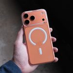 Anti-Yellow Magsafe Case with Animation - Image 2